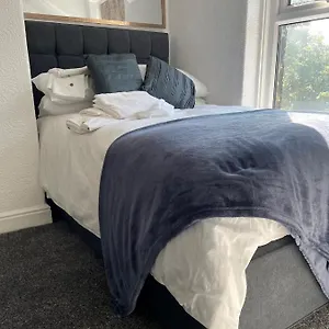 4 Bedroom House In Town Centre Holiday home Harrogate