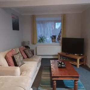 Fieldfare Green: Spacious 4-bedroom House With Field Views Holiday home Luton (Bedfordshire)